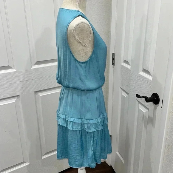 The Impeccable Pig v-neck, sleeveless, teal, ruffled tiered, mini dress - Picture 7 of 12